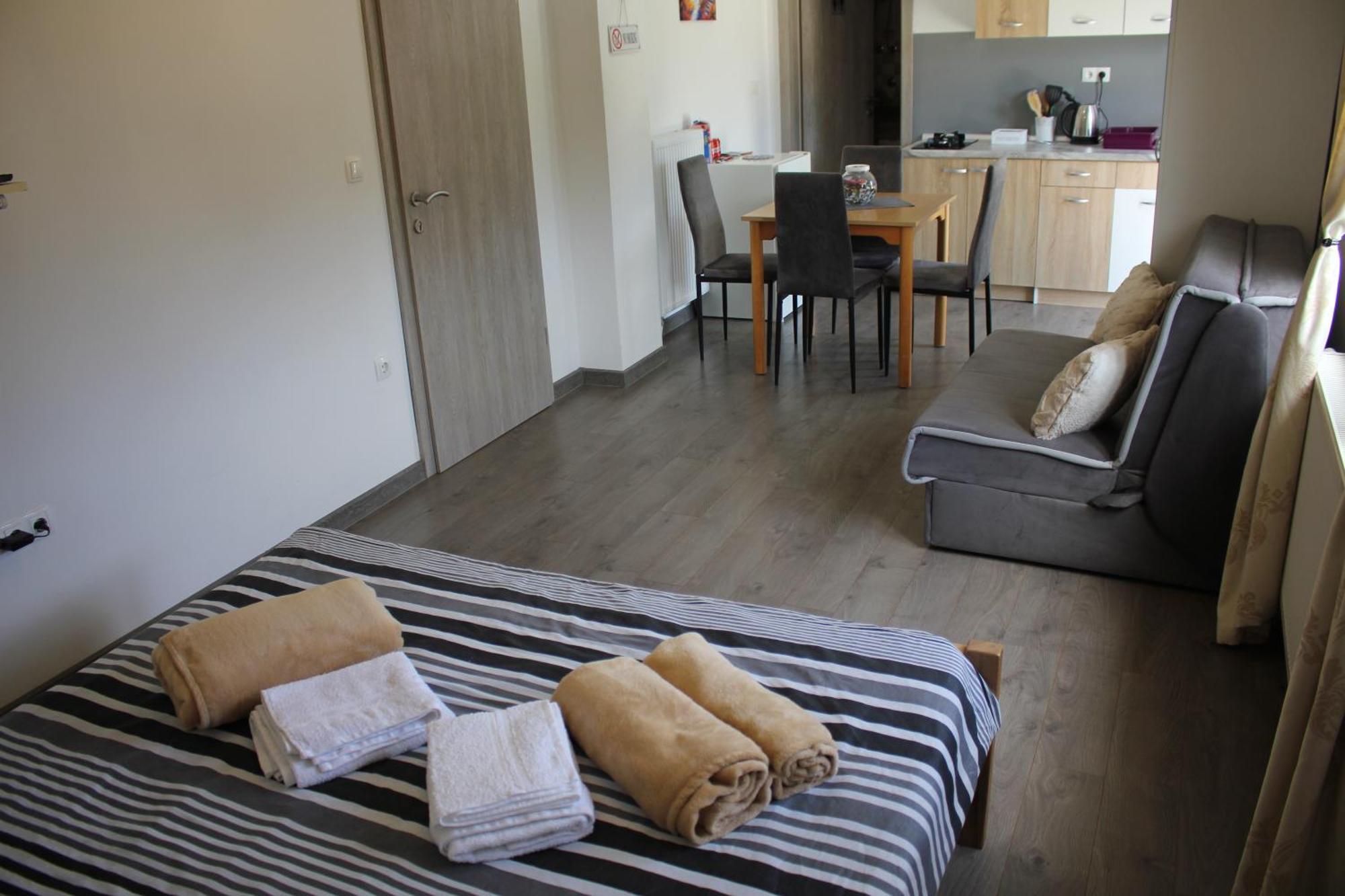 Studio Apartments Adian Кореница Номер фото